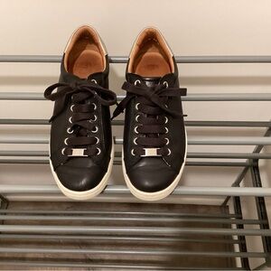 UGG Tan Leather Interior